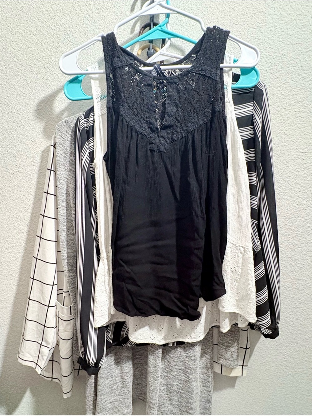 Women’s clothing bundle